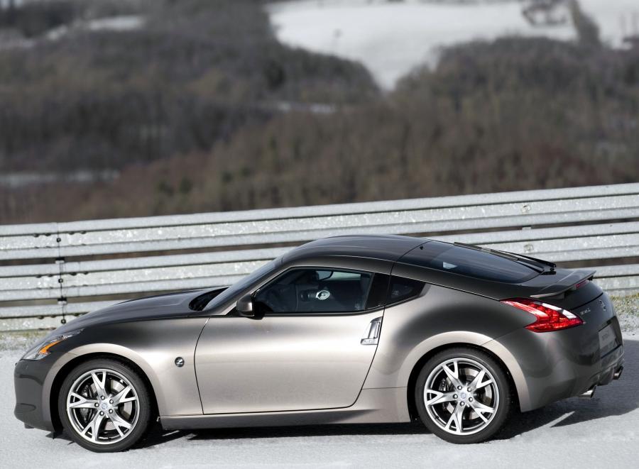  Nissan 370Z 2009 года  (фото 80 из 192)